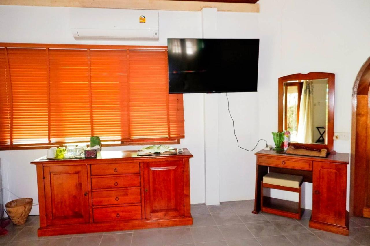Kingsacre Hotel Nai Yang Luaran gambar